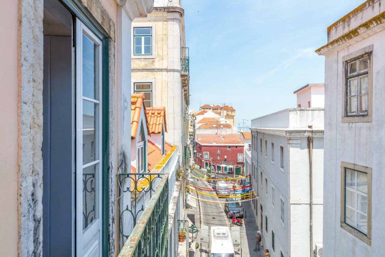 Alfama, Bright And Spacious With Private Terrace, By Timecooler Lisbon Exterior photo