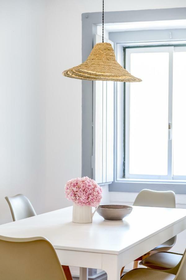 Alfama, Bright And Spacious With Private Terrace, By Timecooler Lisbon Exterior photo