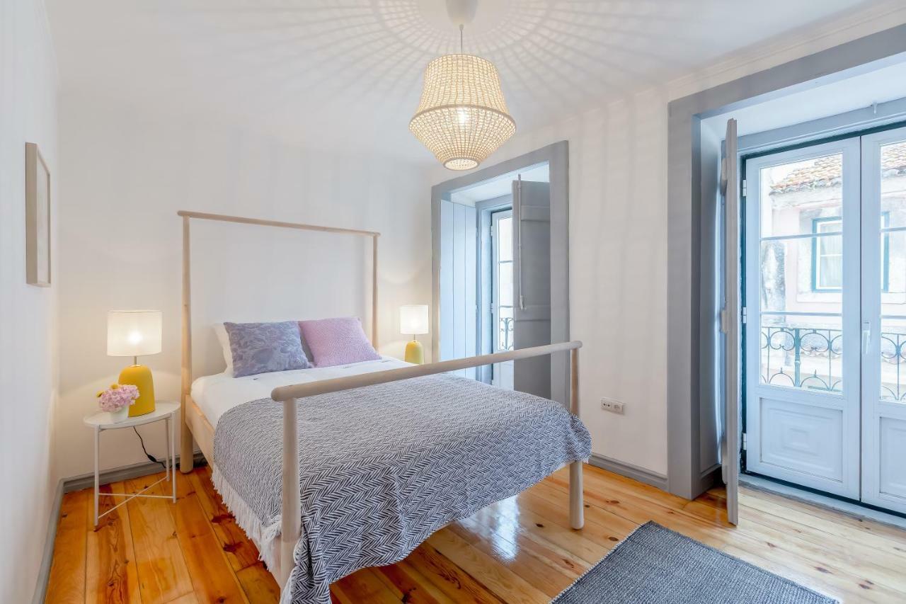 Alfama, Bright And Spacious With Private Terrace, By Timecooler Lisbon Exterior photo